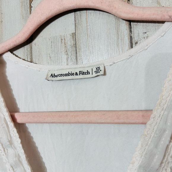 Abercrombie White Swiss Dot Puff Sleeve Peplum Blouse XS Cottagecore Babydoll - Picture 5 of 5